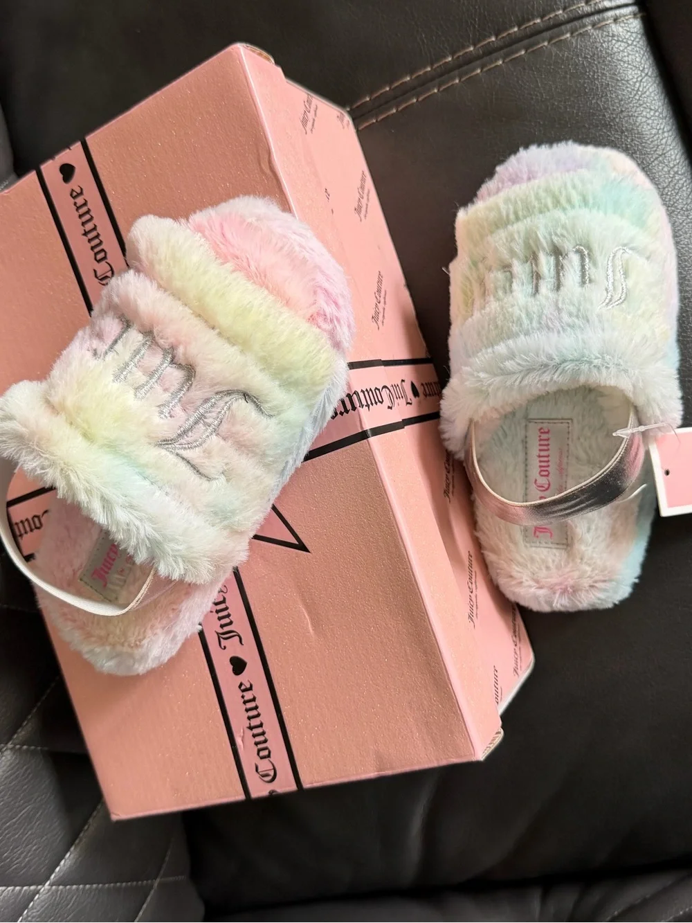 Juicy Couture slippers
